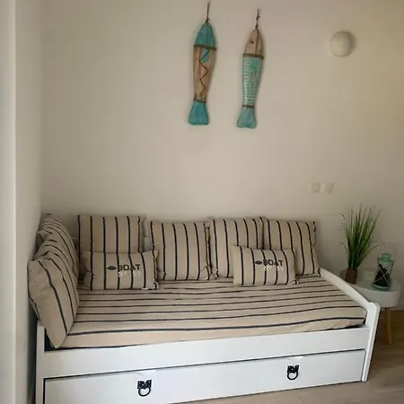 Maisonnette avec piscine intérieure chauffée à 300m de la plage Saint-Georges-d'Oleron Extérieur photo